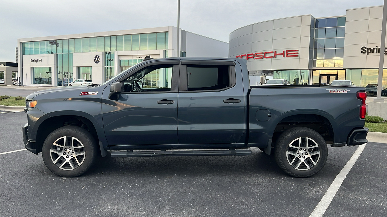 2019 Chevrolet Silverado 1500 Custom Trail Boss 4WD Crew Cab 147 2