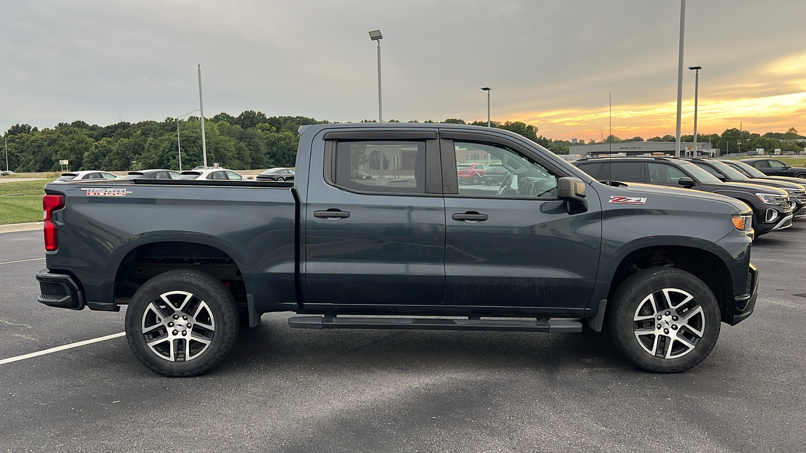 2019 Chevrolet Silverado 1500 Custom Trail Boss 4WD Crew Cab 147 5