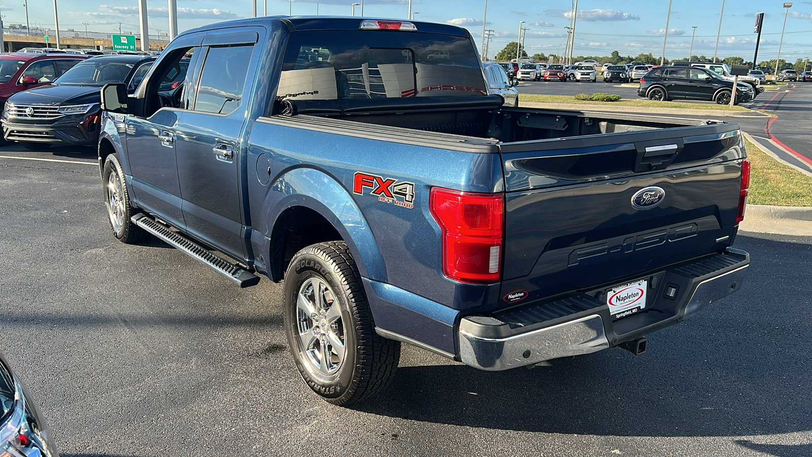 2018 Ford F-150 XLT 4WD SuperCrew 5.5 Box 4