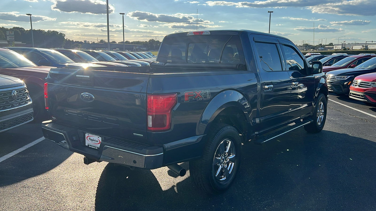 2018 Ford F-150 XLT 4WD SuperCrew 5.5 Box 9