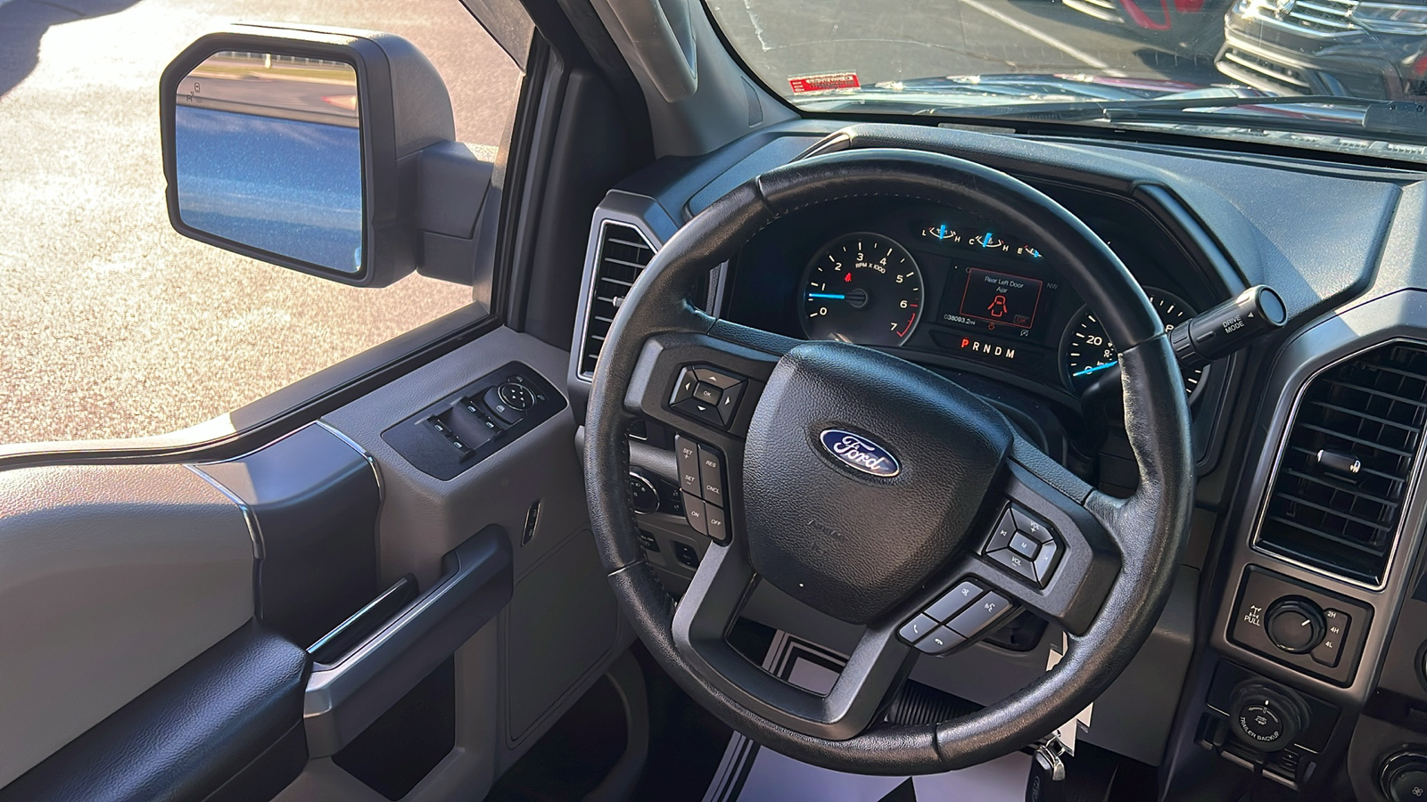 2018 Ford F-150 XLT 4WD SuperCrew 5.5 Box 15