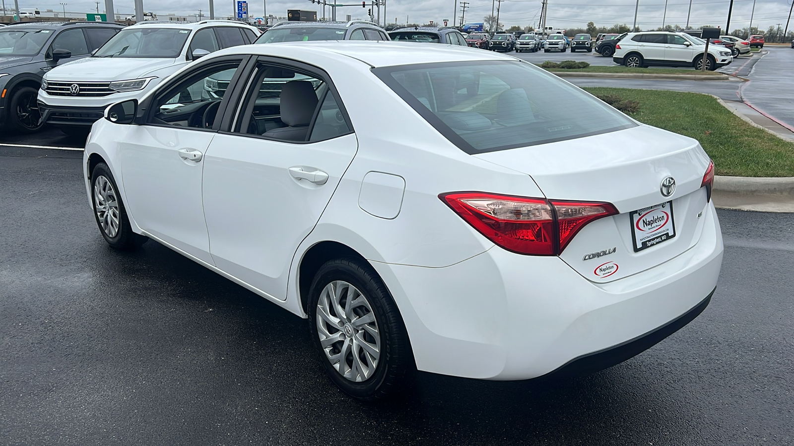 2018 Toyota Corolla LE 4