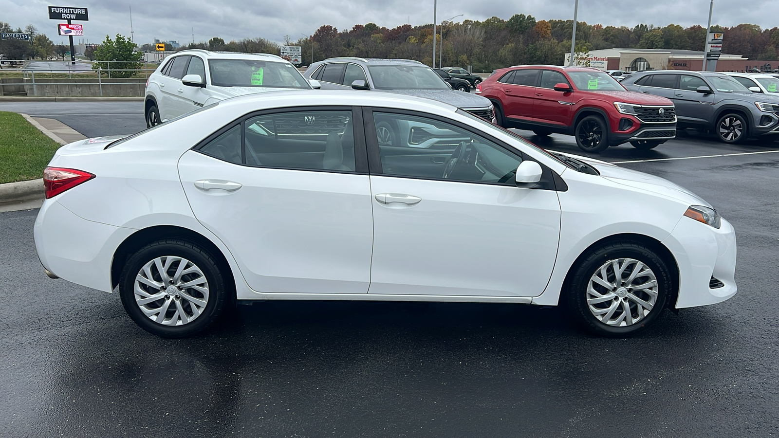 2018 Toyota Corolla LE 9