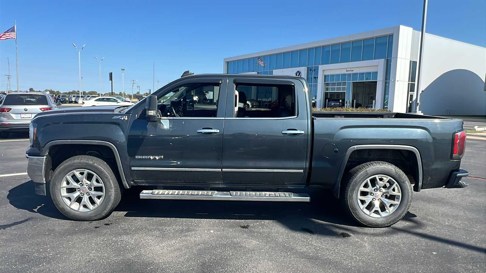 2018 GMC Sierra 1500 SLT 4WD Crew Cab 143.5 2