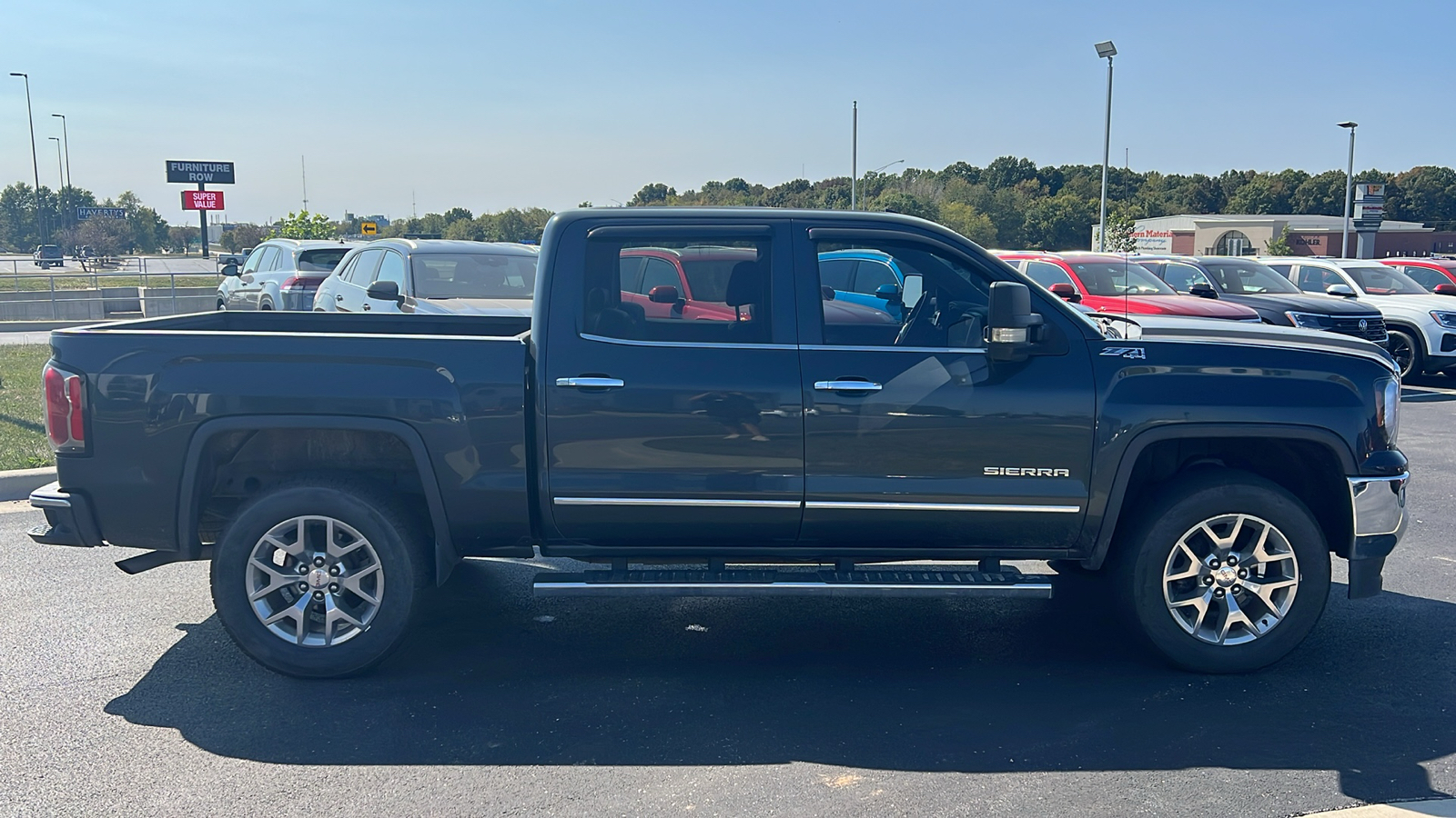 2018 GMC Sierra 1500 SLT 4WD Crew Cab 143.5 8