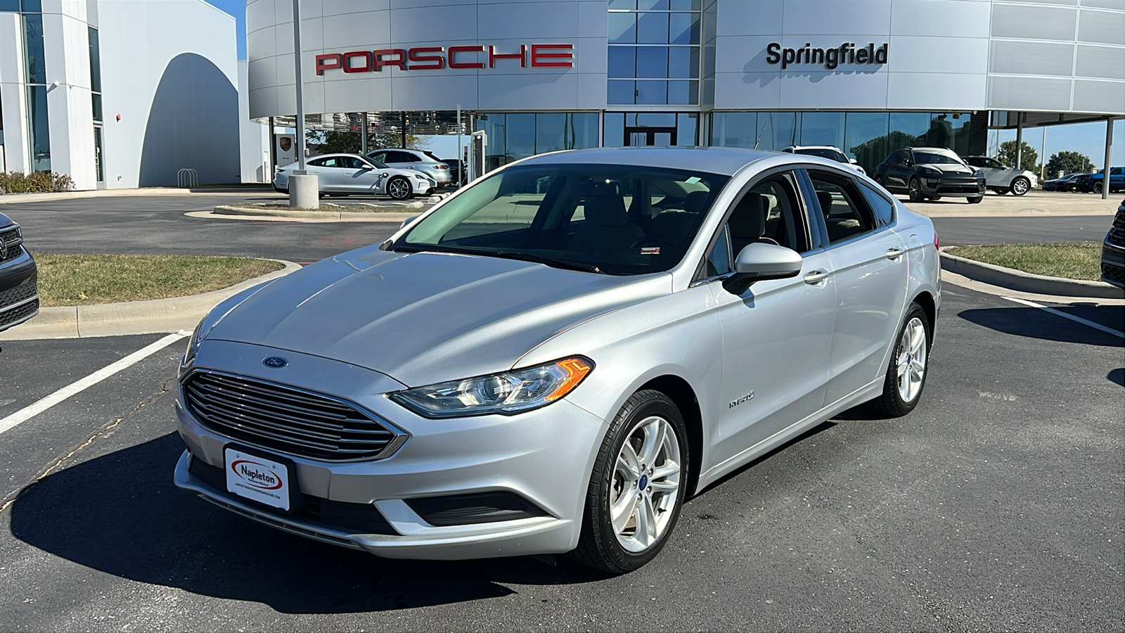 2018 Ford Fusion Hybrid S 1