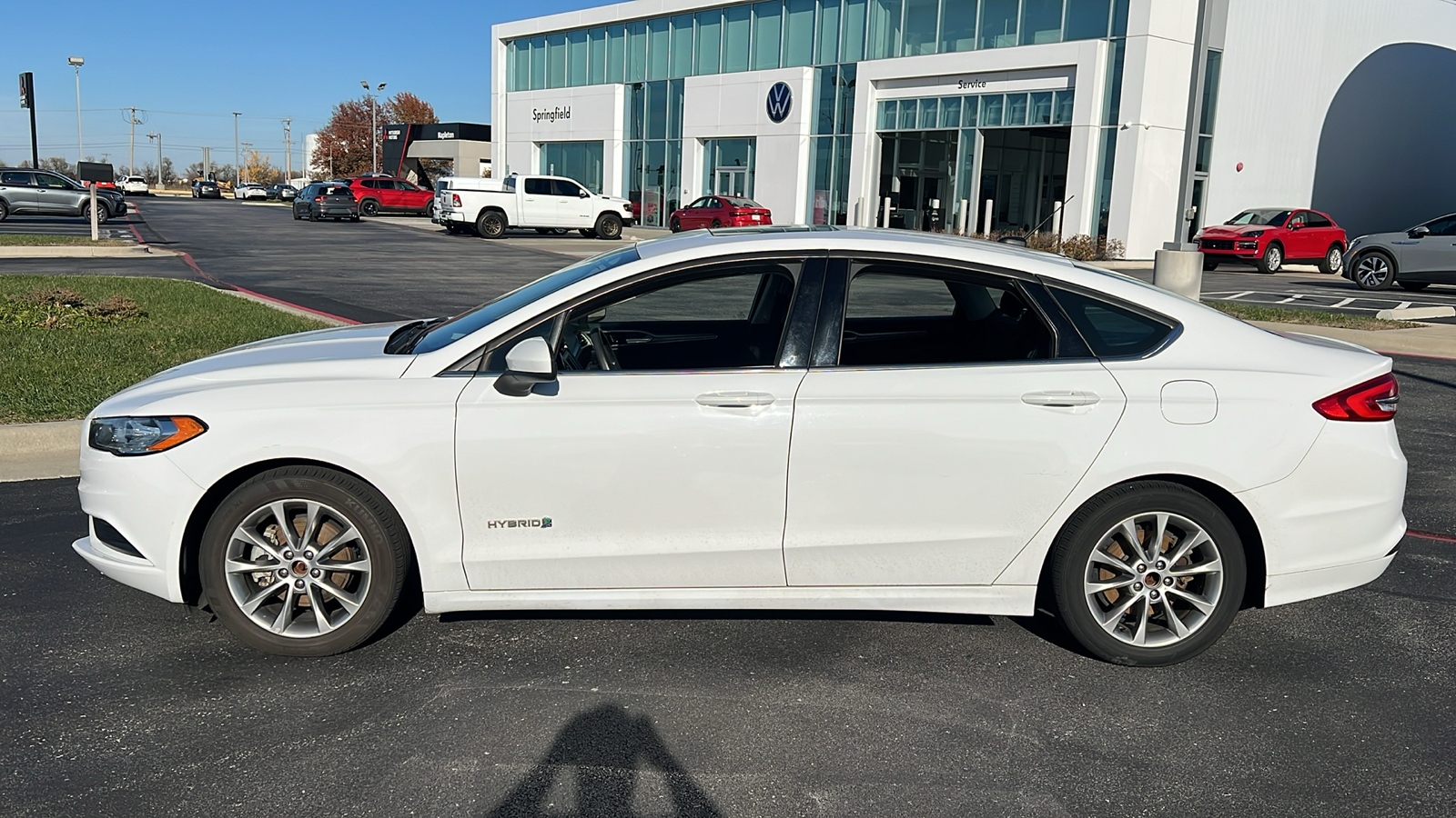 2017 Ford Fusion Hybrid SE 2