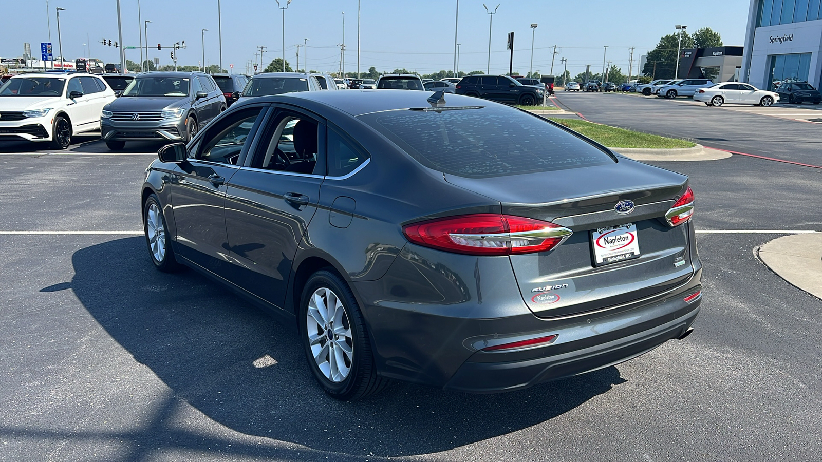 2020 Ford Fusion SE 4