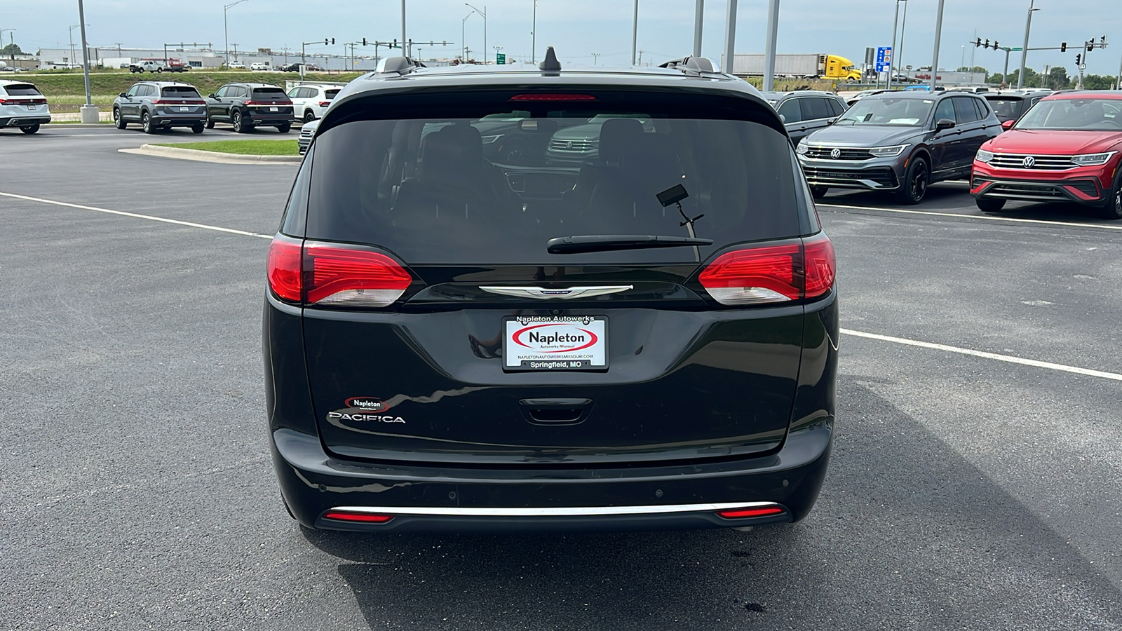 2020 Chrysler Pacifica Touring L 5