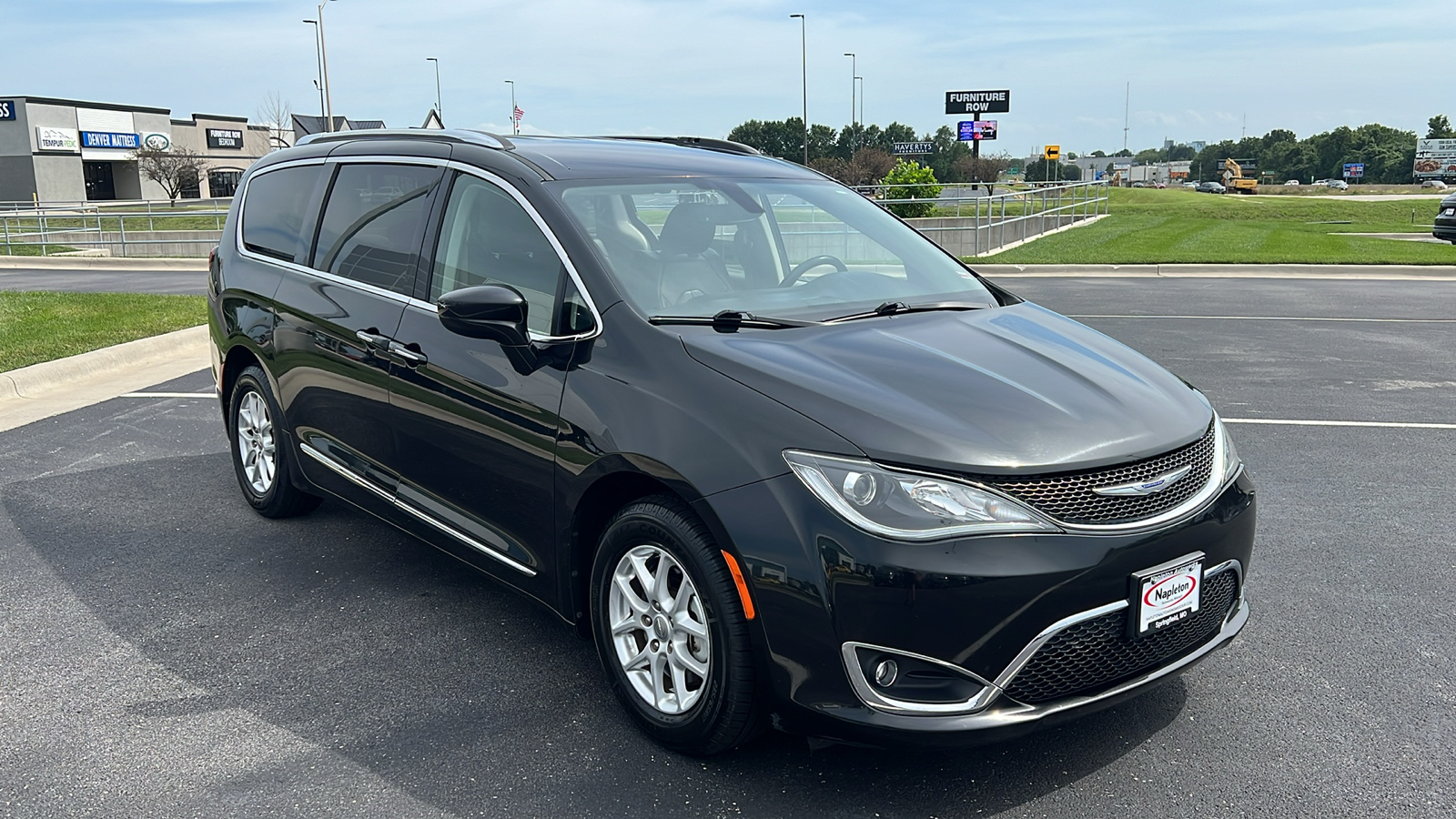 2020 Chrysler Pacifica Touring L 11