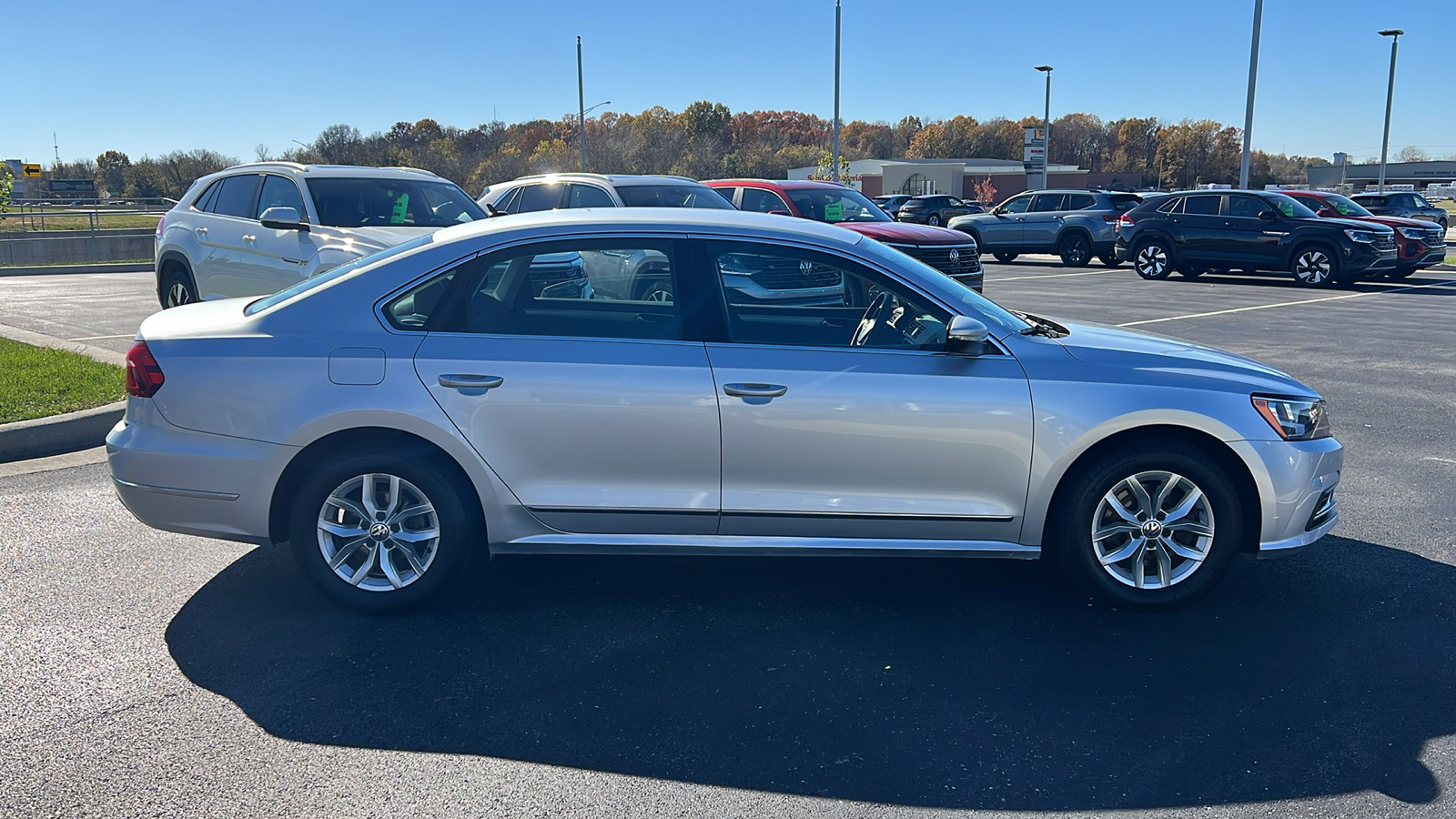 2017 Volkswagen Passat 1.8T S 7