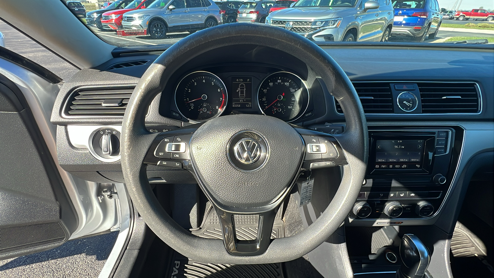 2017 Volkswagen Passat 1.8T S 14