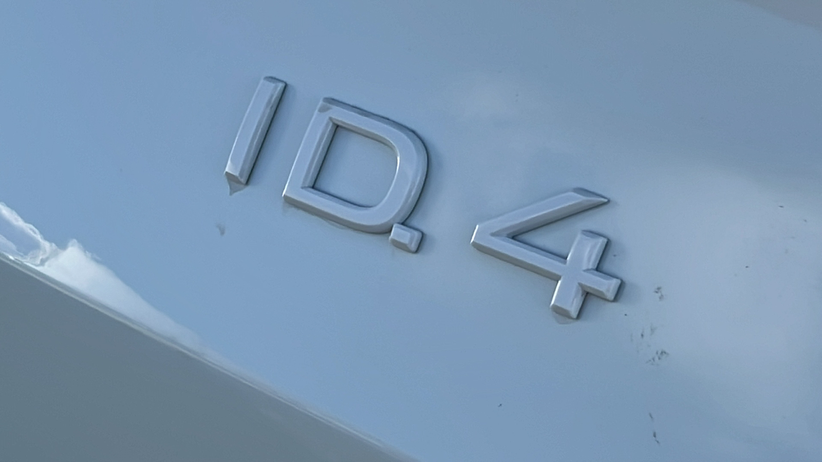 2023 Volkswagen ID.4 Pro 9