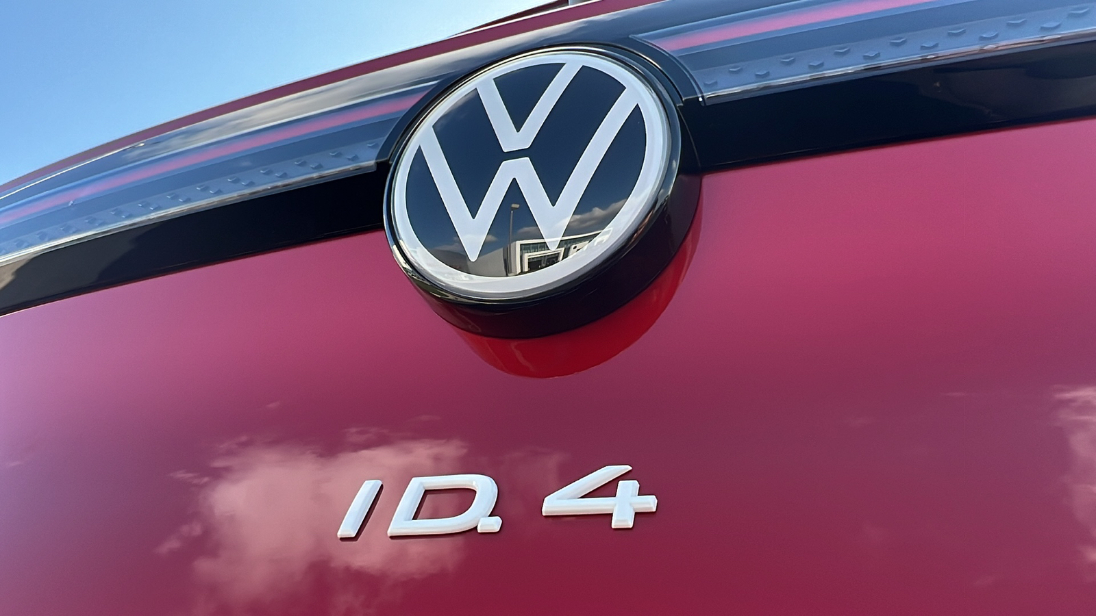 2023 Volkswagen ID.4 S 8