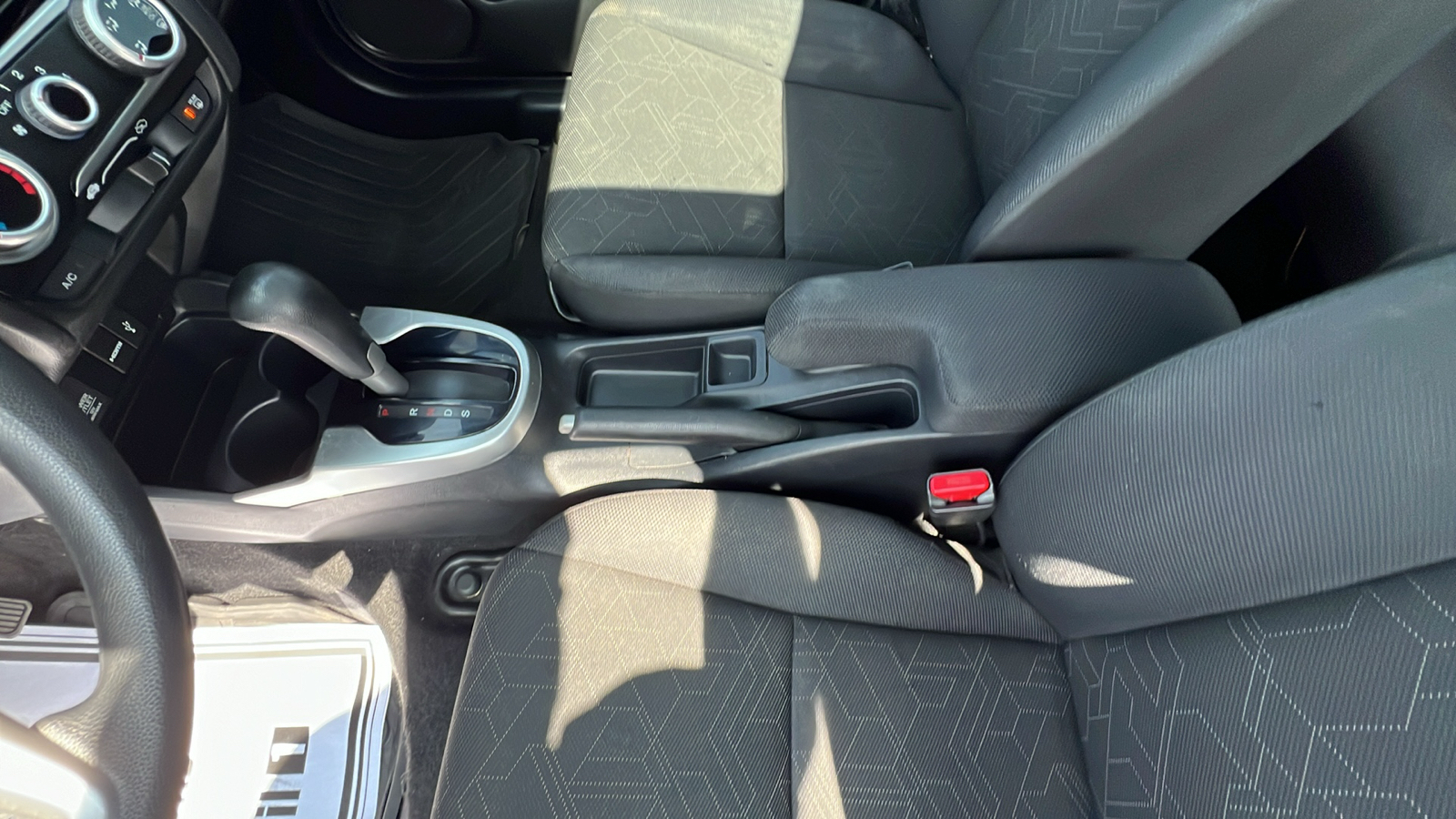 2015 Honda Fit EX 27