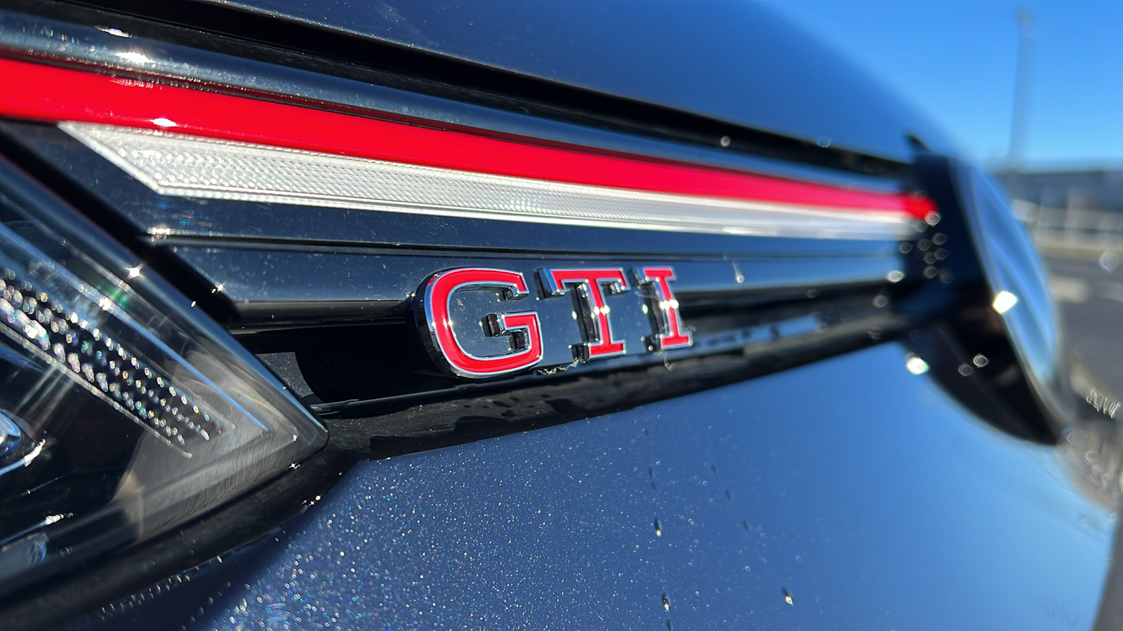 2024 Volkswagen Golf GTI SE 3