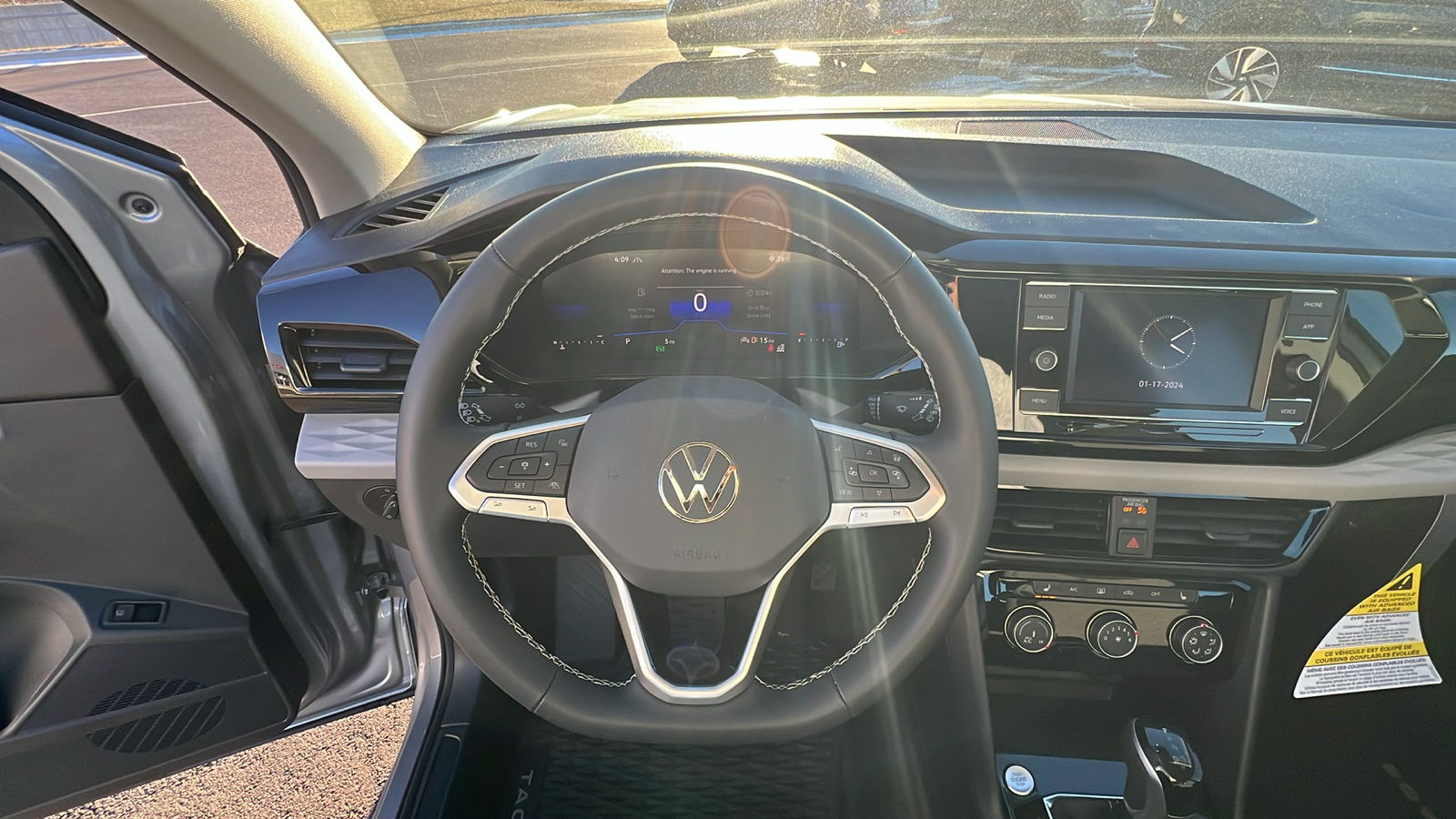 2024 Volkswagen Taos S 20