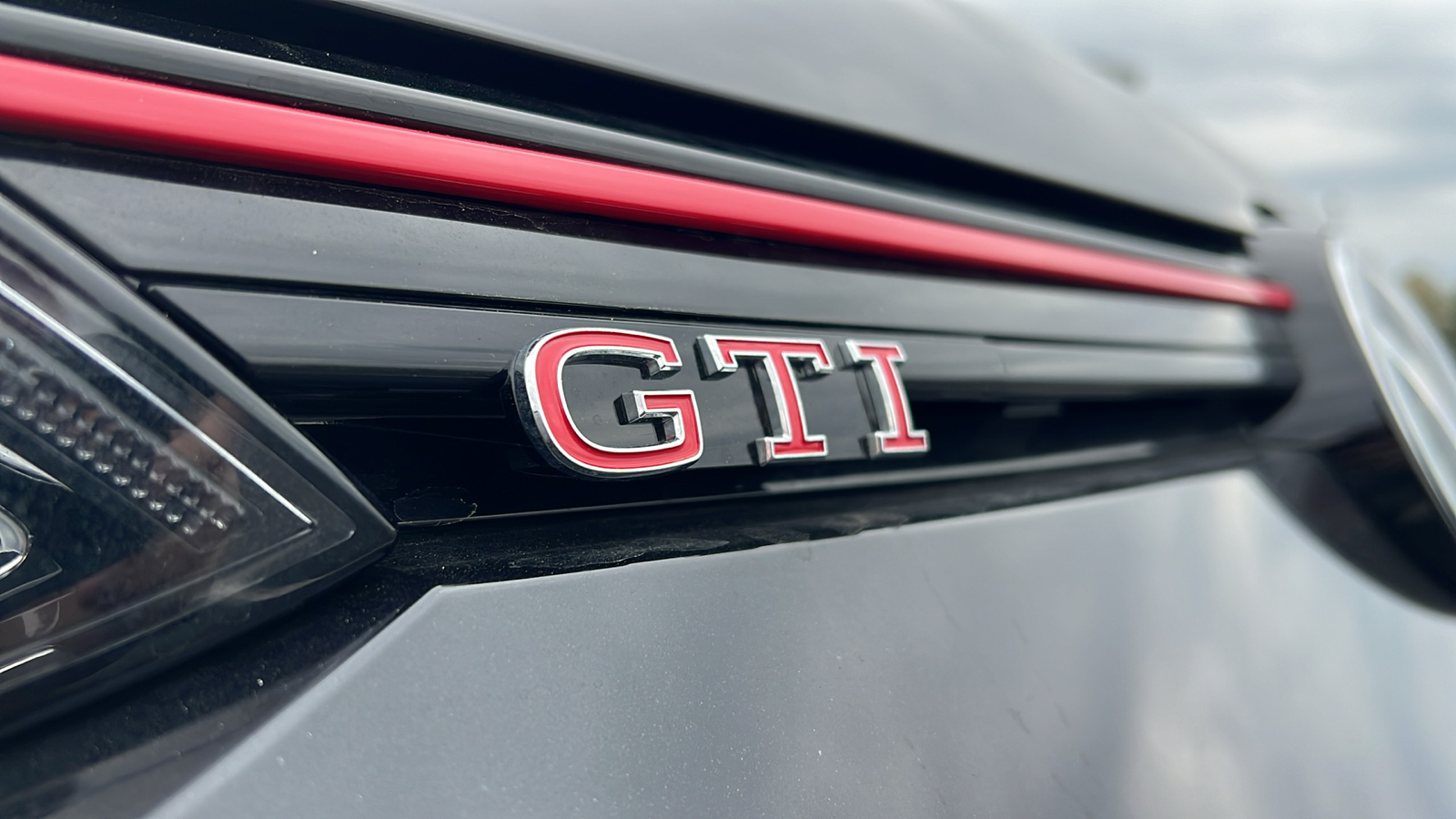 2024 Volkswagen Golf GTI S 3