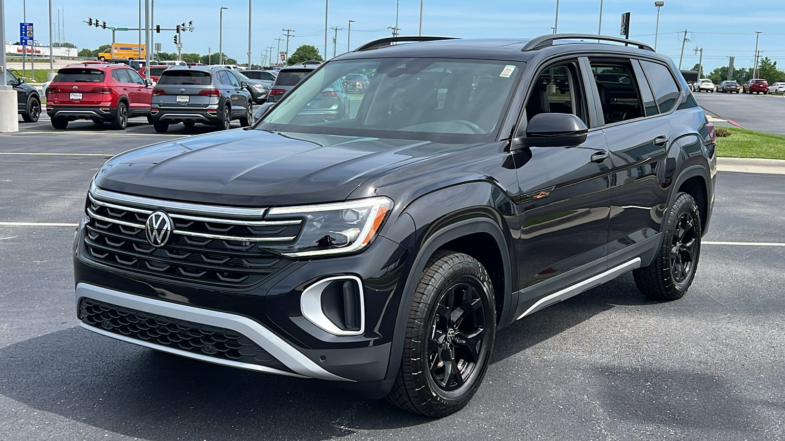 2024 Volkswagen Atlas 2.0T Peak Edition SE w/Technology 3