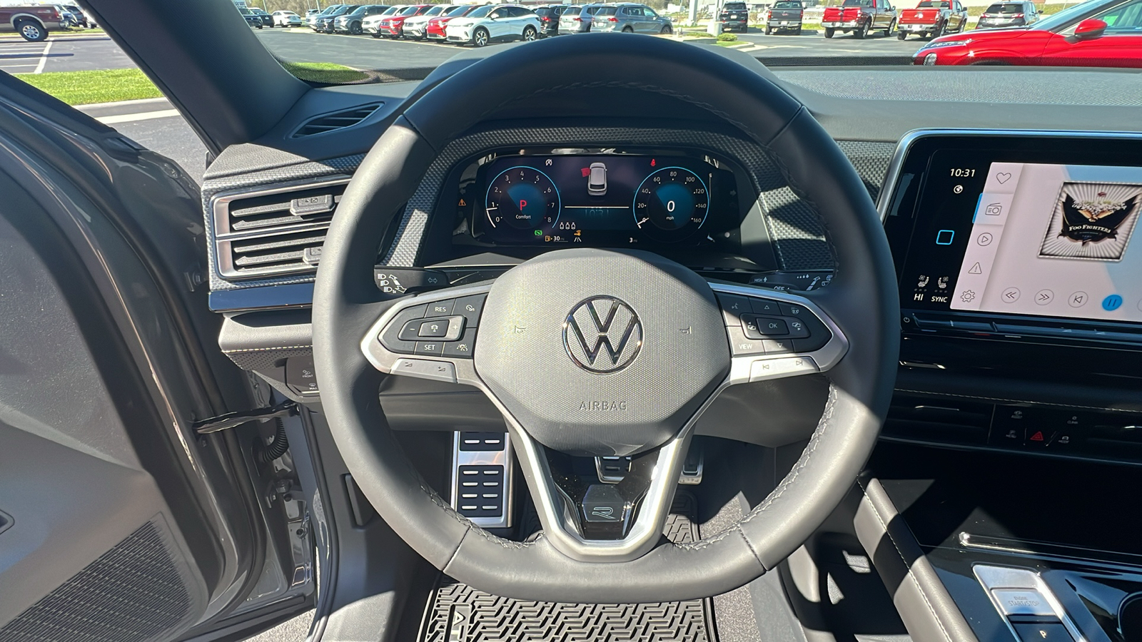 2024 Volkswagen Atlas Cross Sport 2.0T SEL Premium R-Line 25