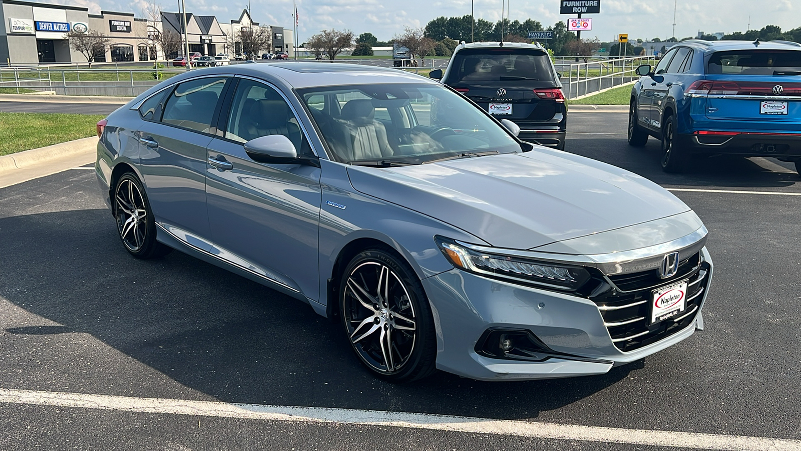 2022 Honda Accord Hybrid Touring 10