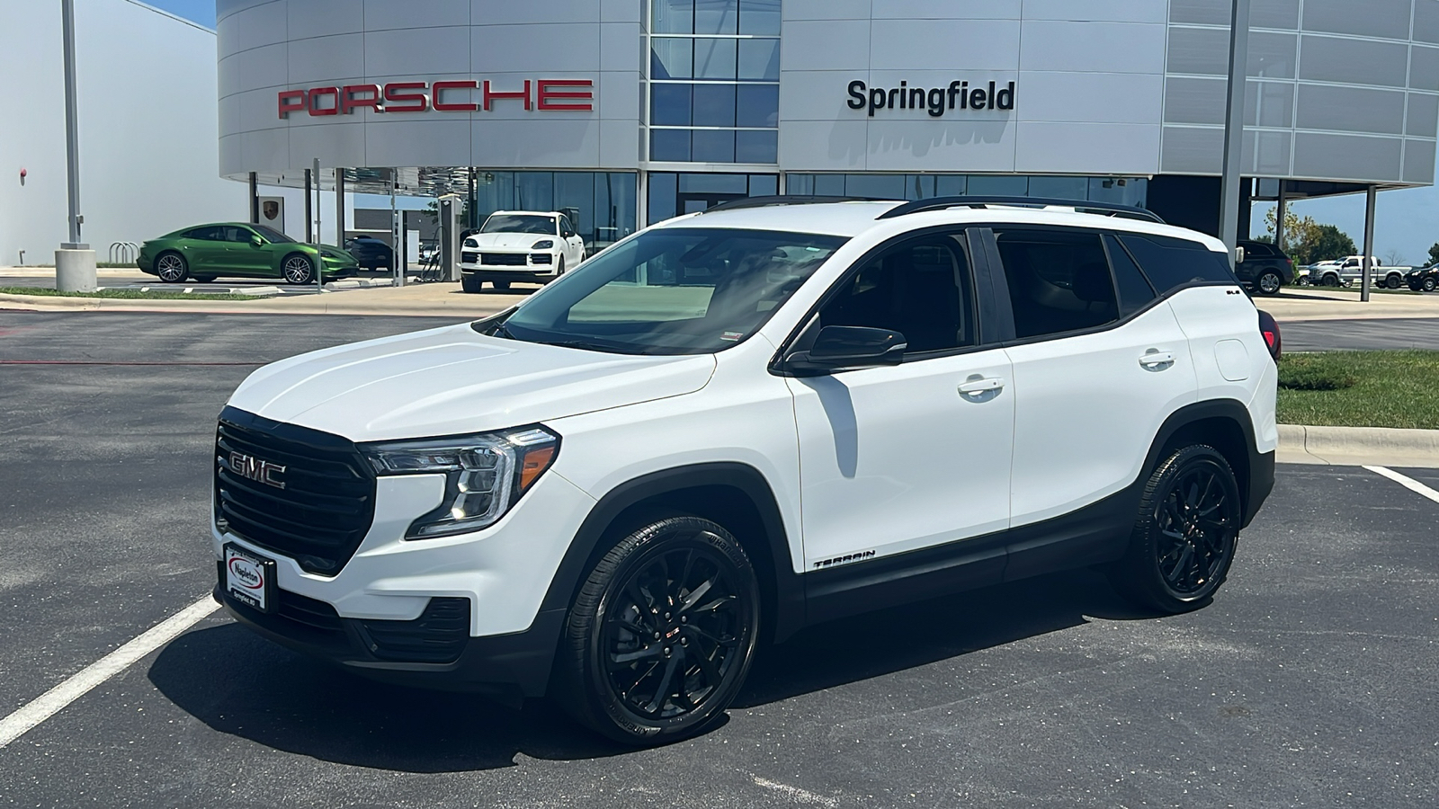 2024 GMC Terrain SLE 1