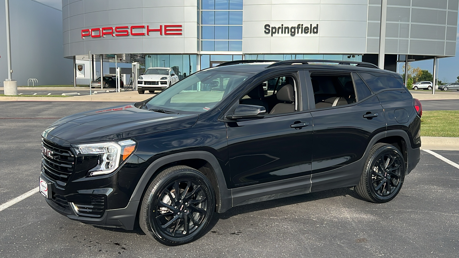 2023 GMC Terrain SLE 1