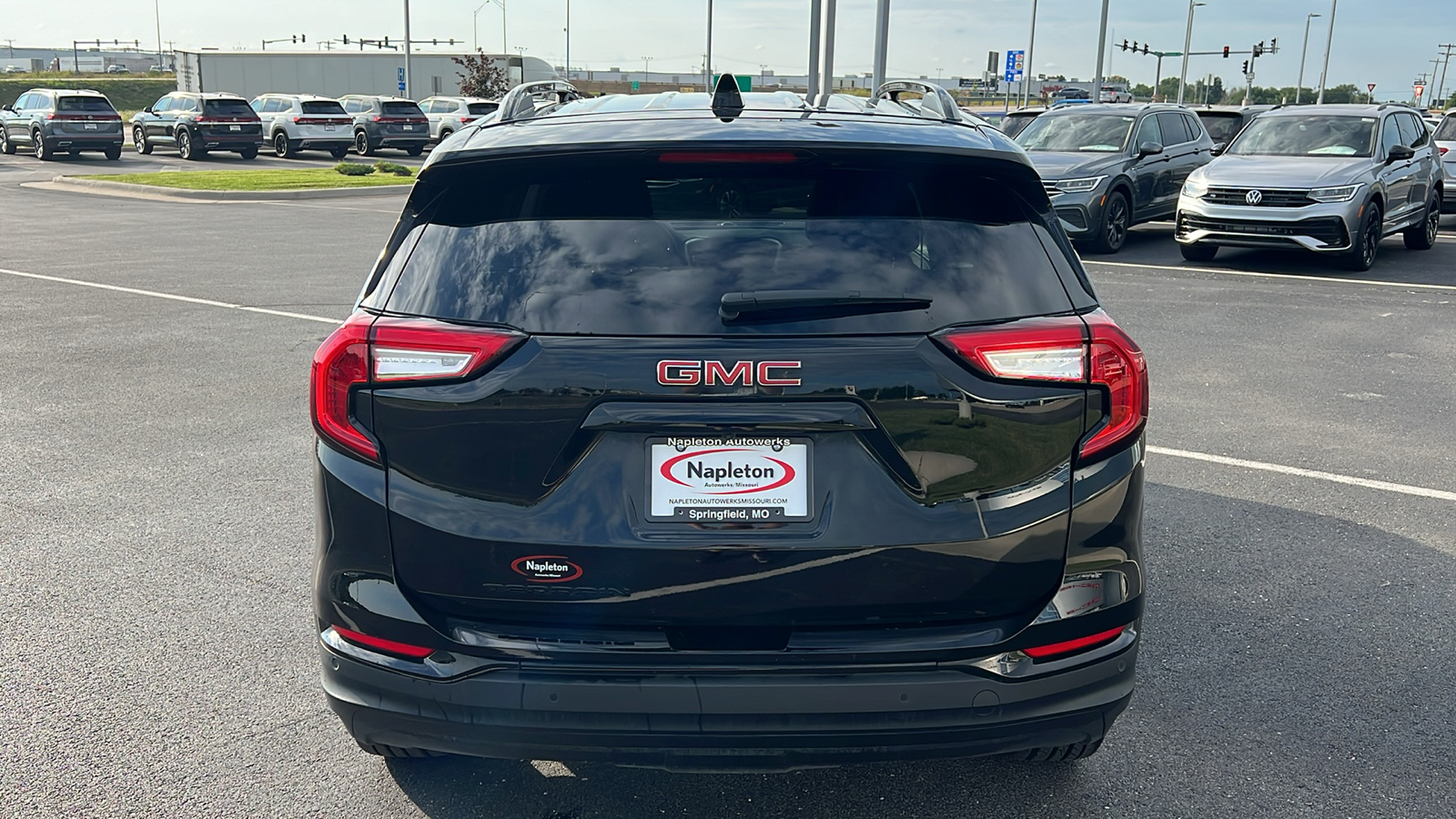 2023 GMC Terrain SLE 5