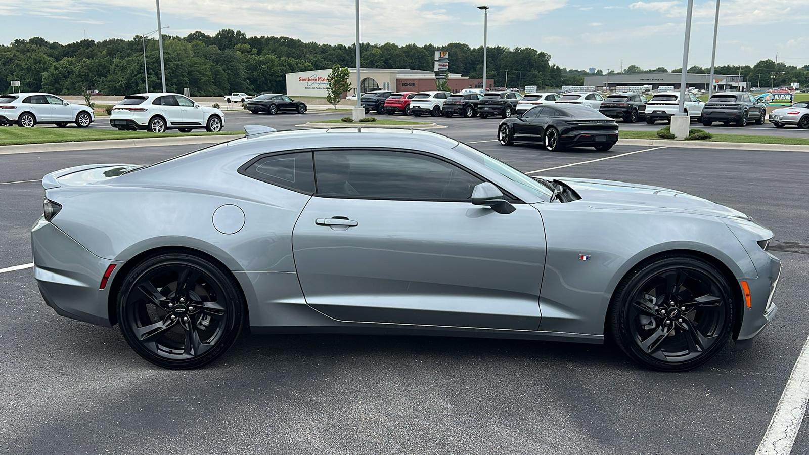 2023 Chevrolet Camaro 2LT 8