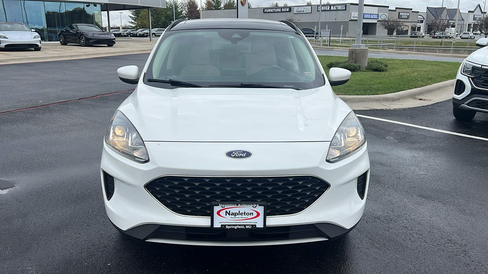 2020 Ford Escape SE 11