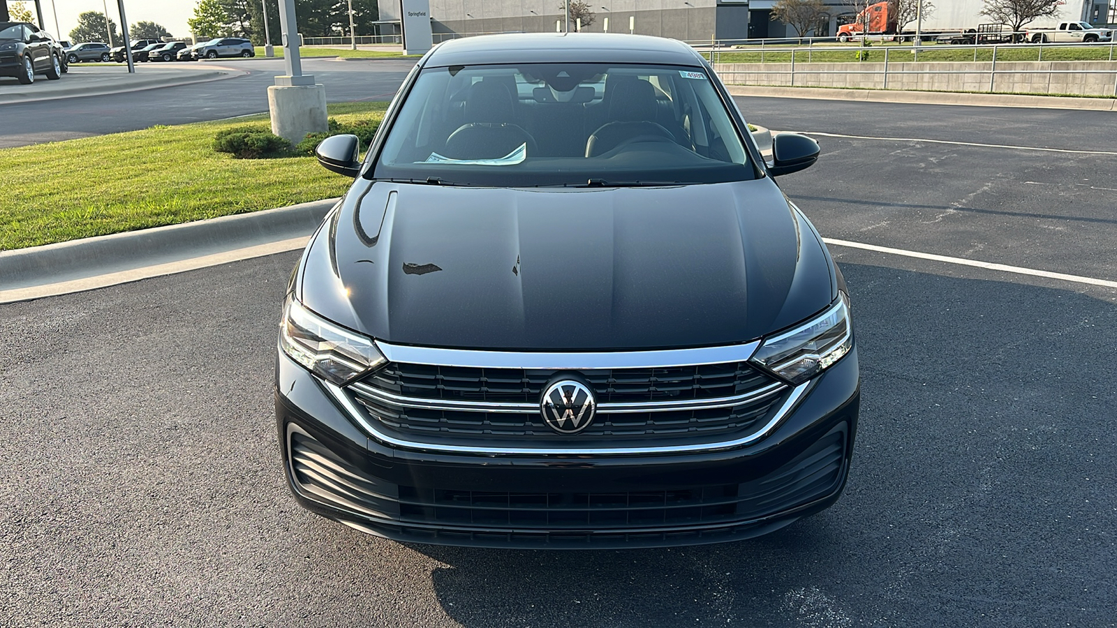 2024 Volkswagen Jetta SE 10