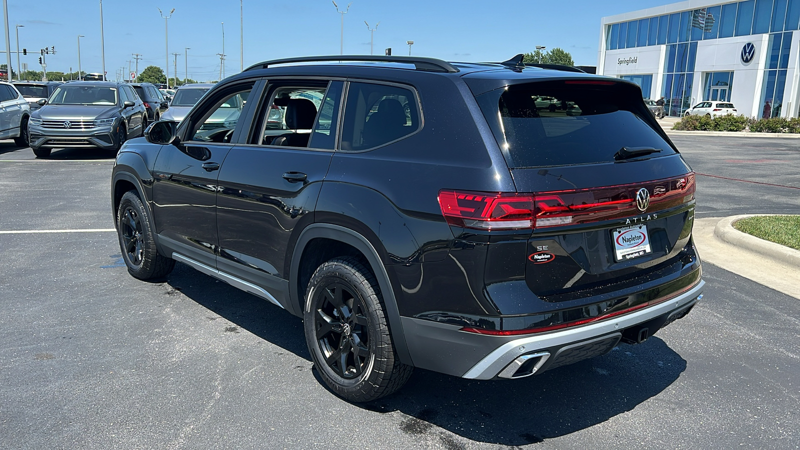 2024 Volkswagen Atlas 2.0T Peak Edition SE w/Technology 4