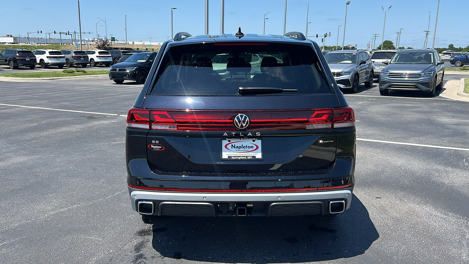 2024 Volkswagen Atlas 2.0T Peak Edition SE w/Technology 5