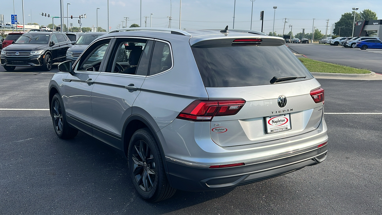 2024 Volkswagen Tiguan SE 4