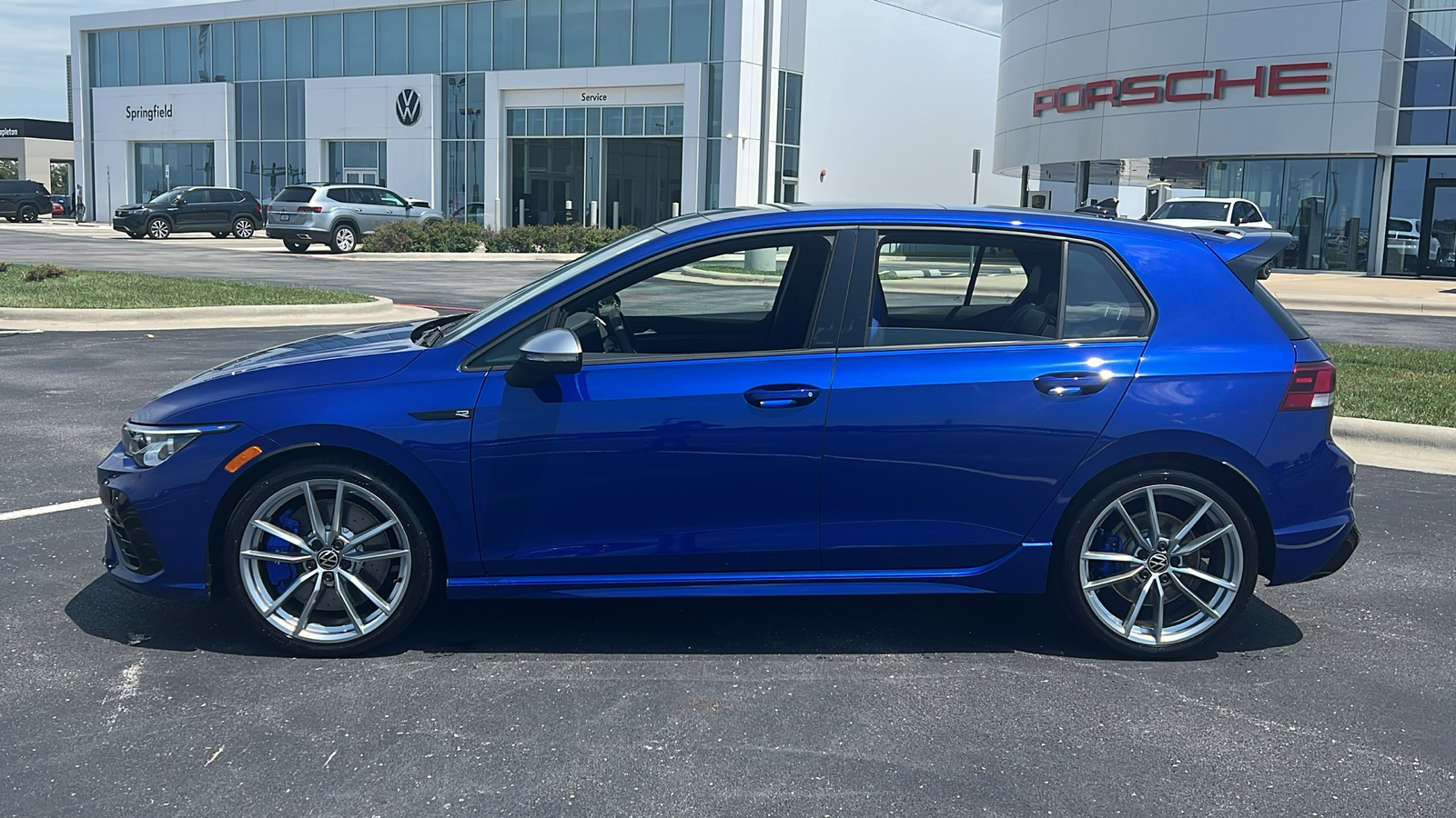 2024 Volkswagen Golf R 2.0T DSG 2