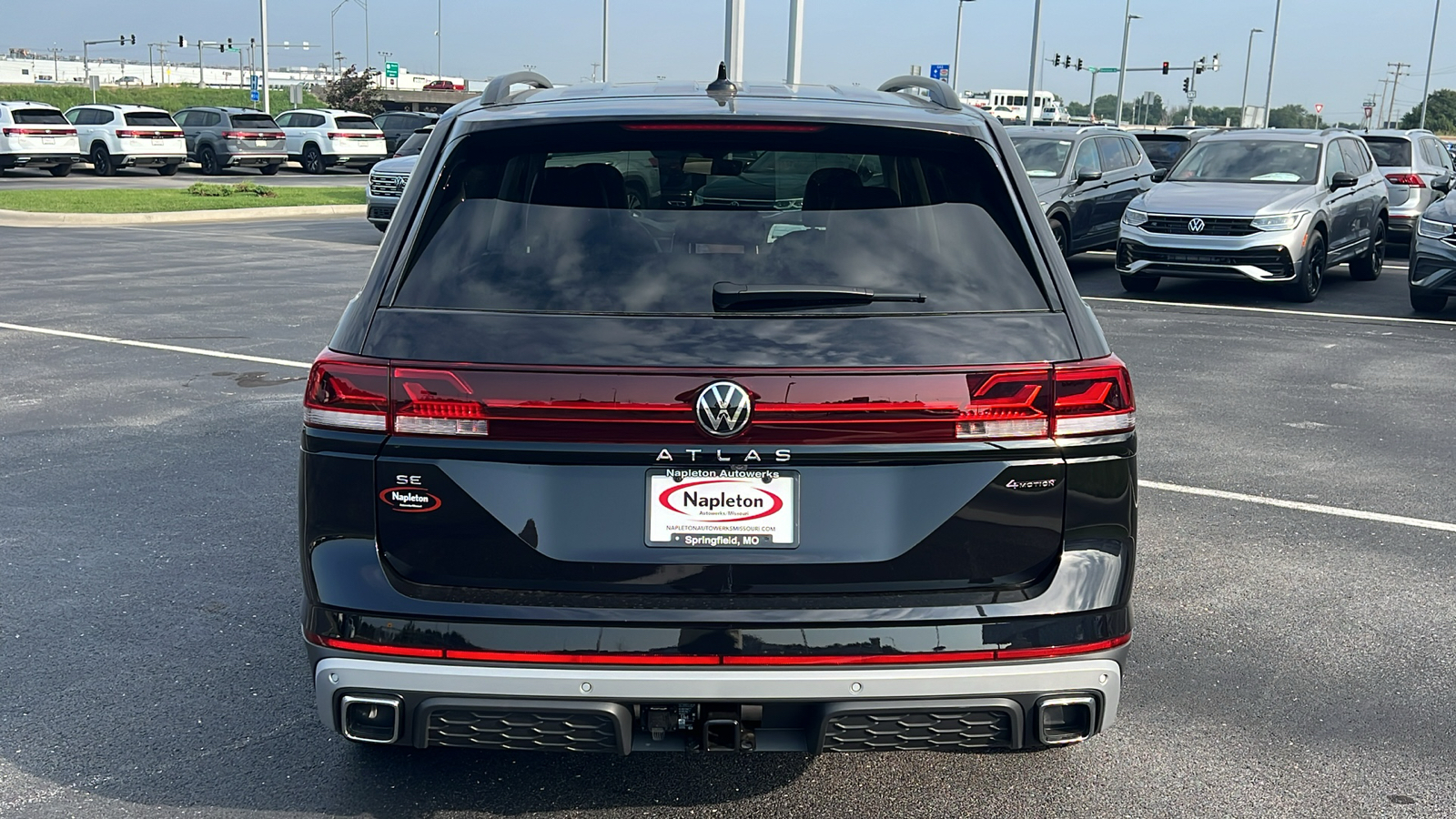 2024 Volkswagen Atlas 2.0T Peak Edition SE w/Technology 5