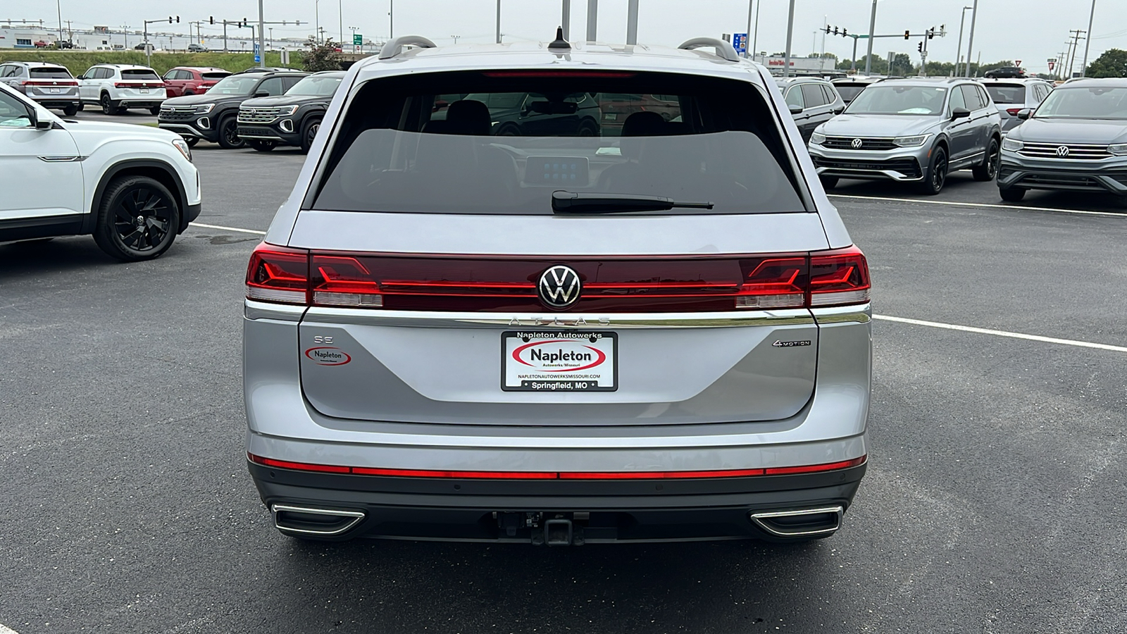 2024 Volkswagen Atlas 2.0T SE w/Technology 5