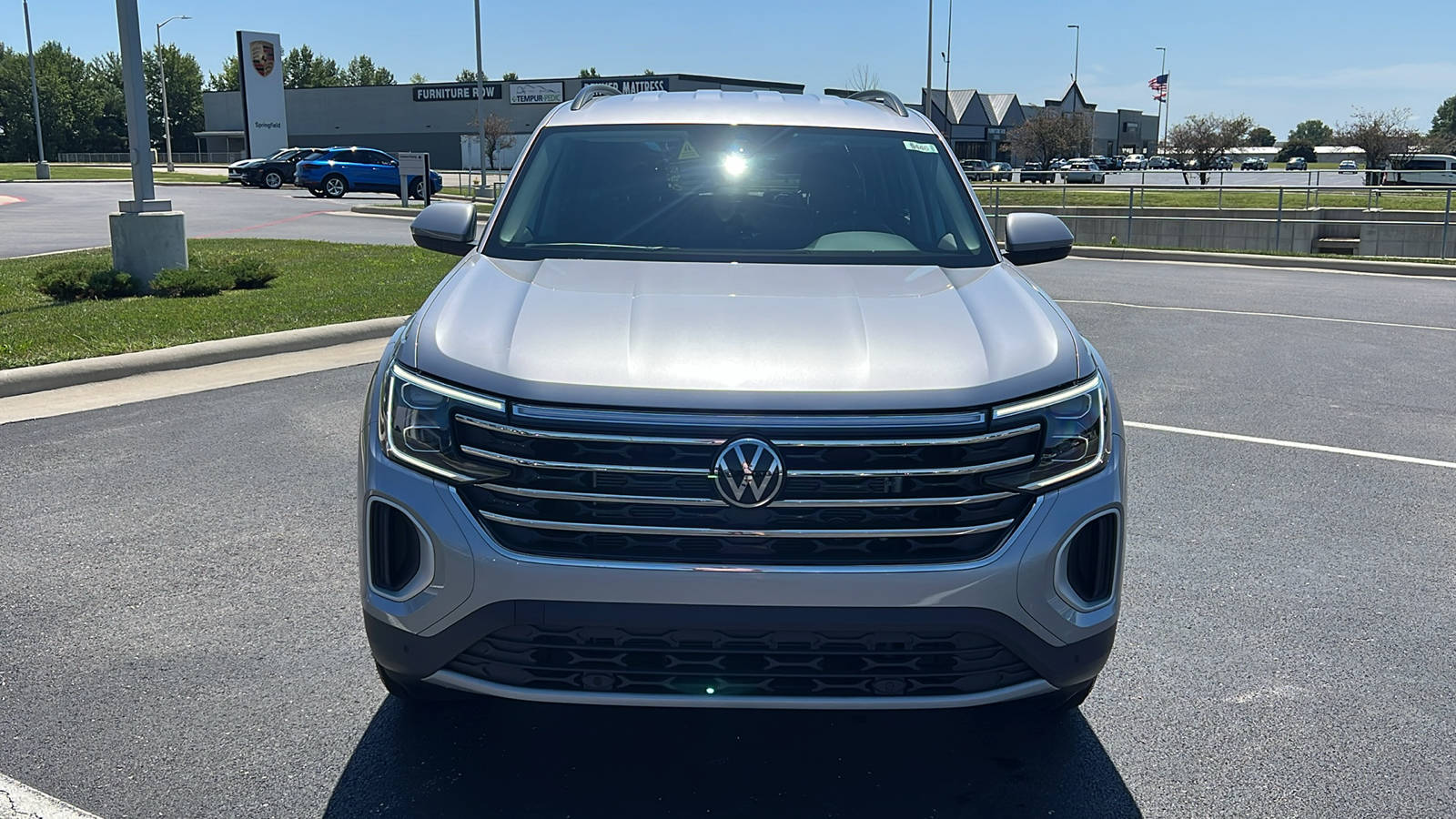 2024 Volkswagen Atlas 2.0T SE w/Technology 12