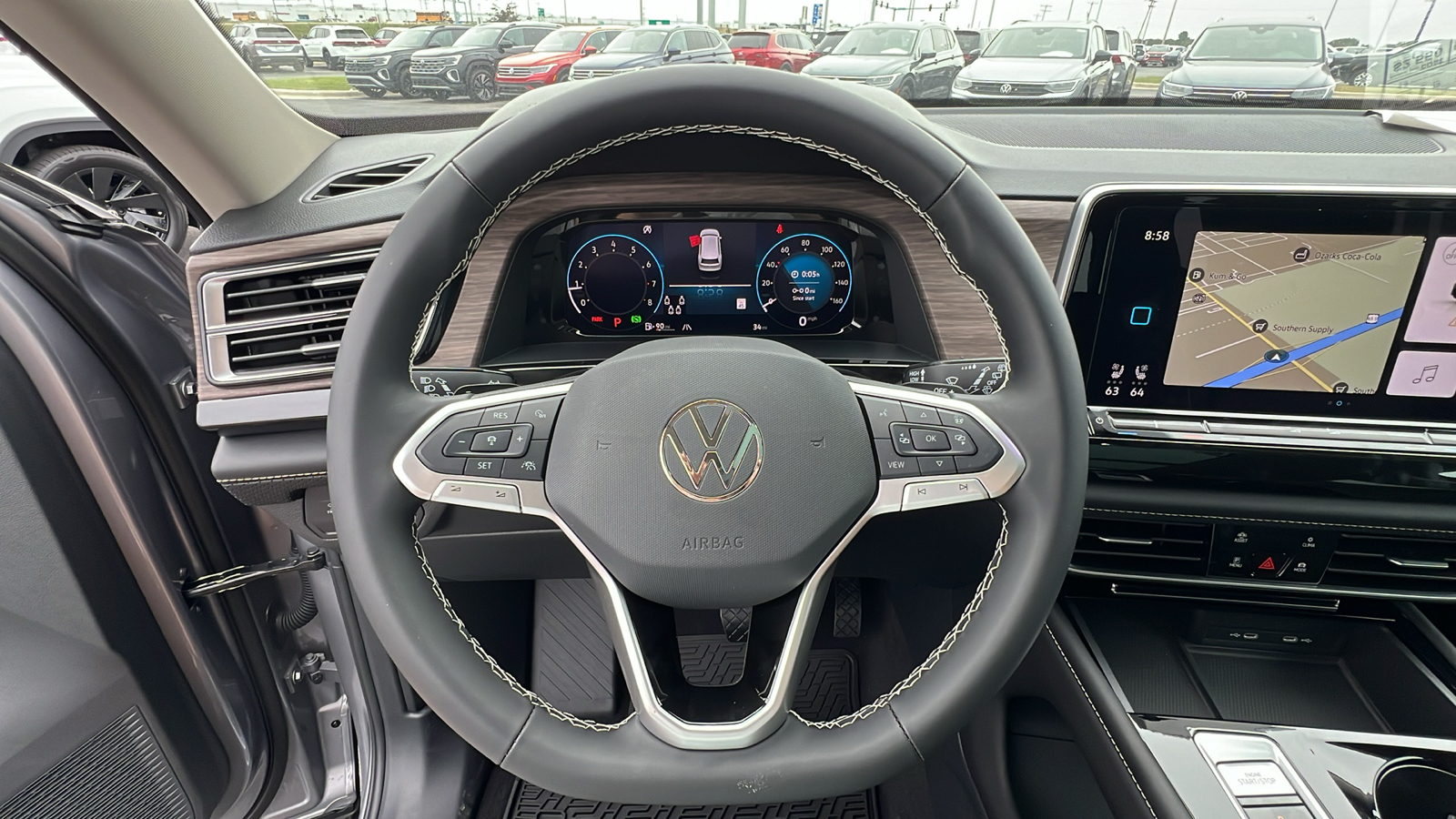 2024 Volkswagen Atlas 2.0T SEL 21