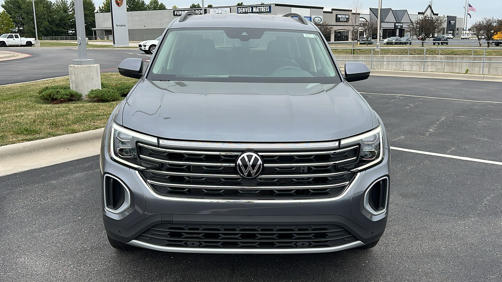 2024 Volkswagen Atlas 2.0T SE w/Technology 12