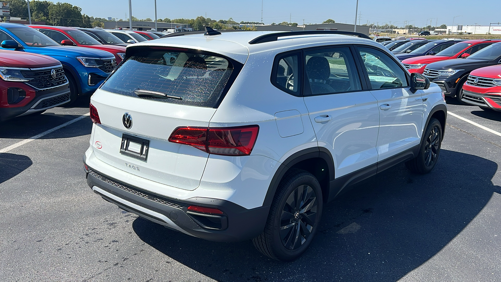 2024 Volkswagen Taos S 8