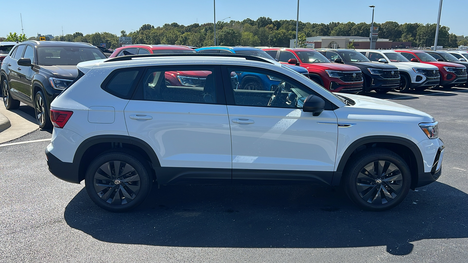 2024 Volkswagen Taos S 9