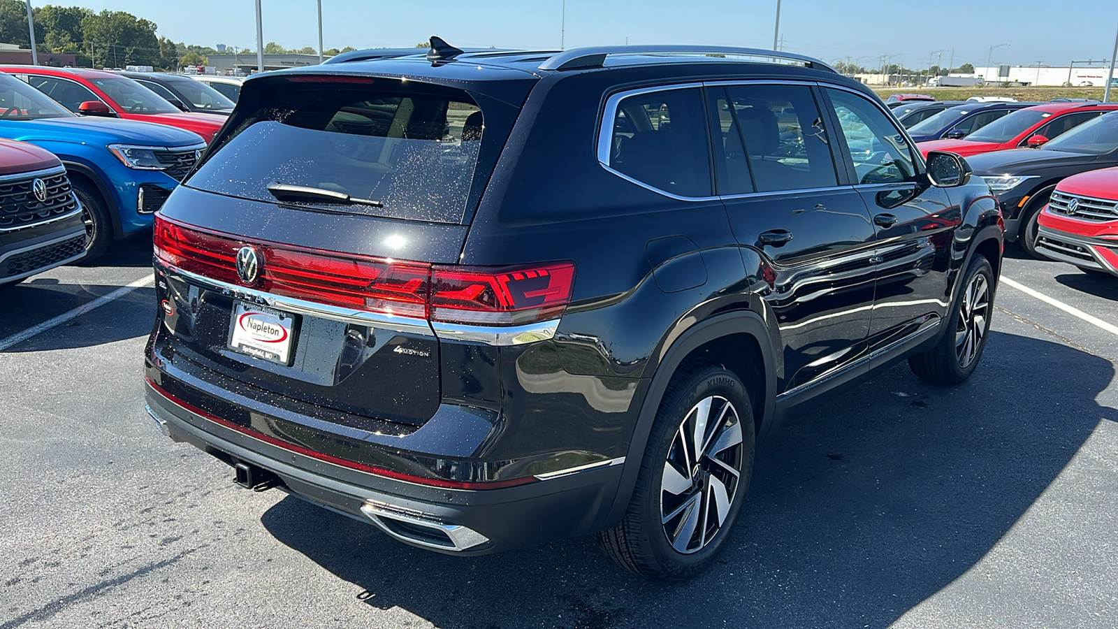 2024 Volkswagen Atlas 2.0T SEL 9