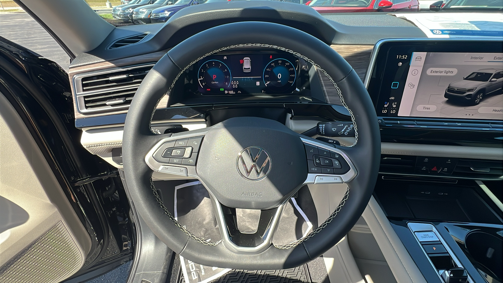 2024 Volkswagen Atlas 2.0T SEL 21