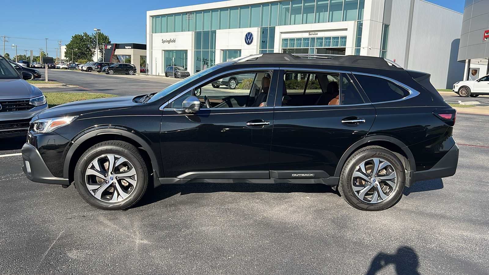 2020 Subaru Outback Touring XT 2