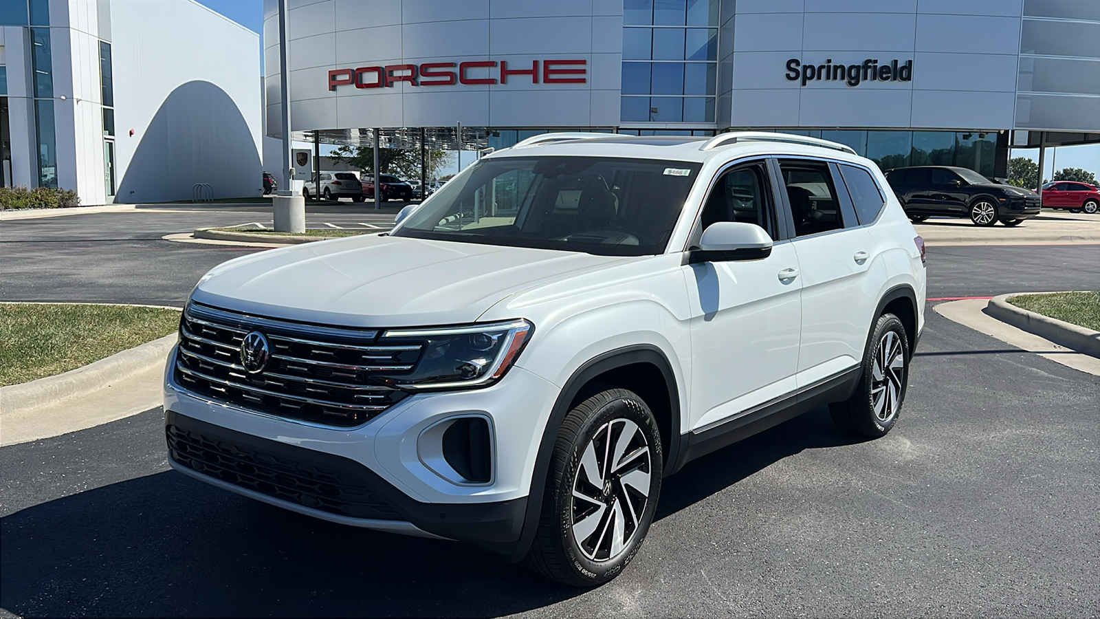 2024 Volkswagen Atlas 2.0T SEL 1