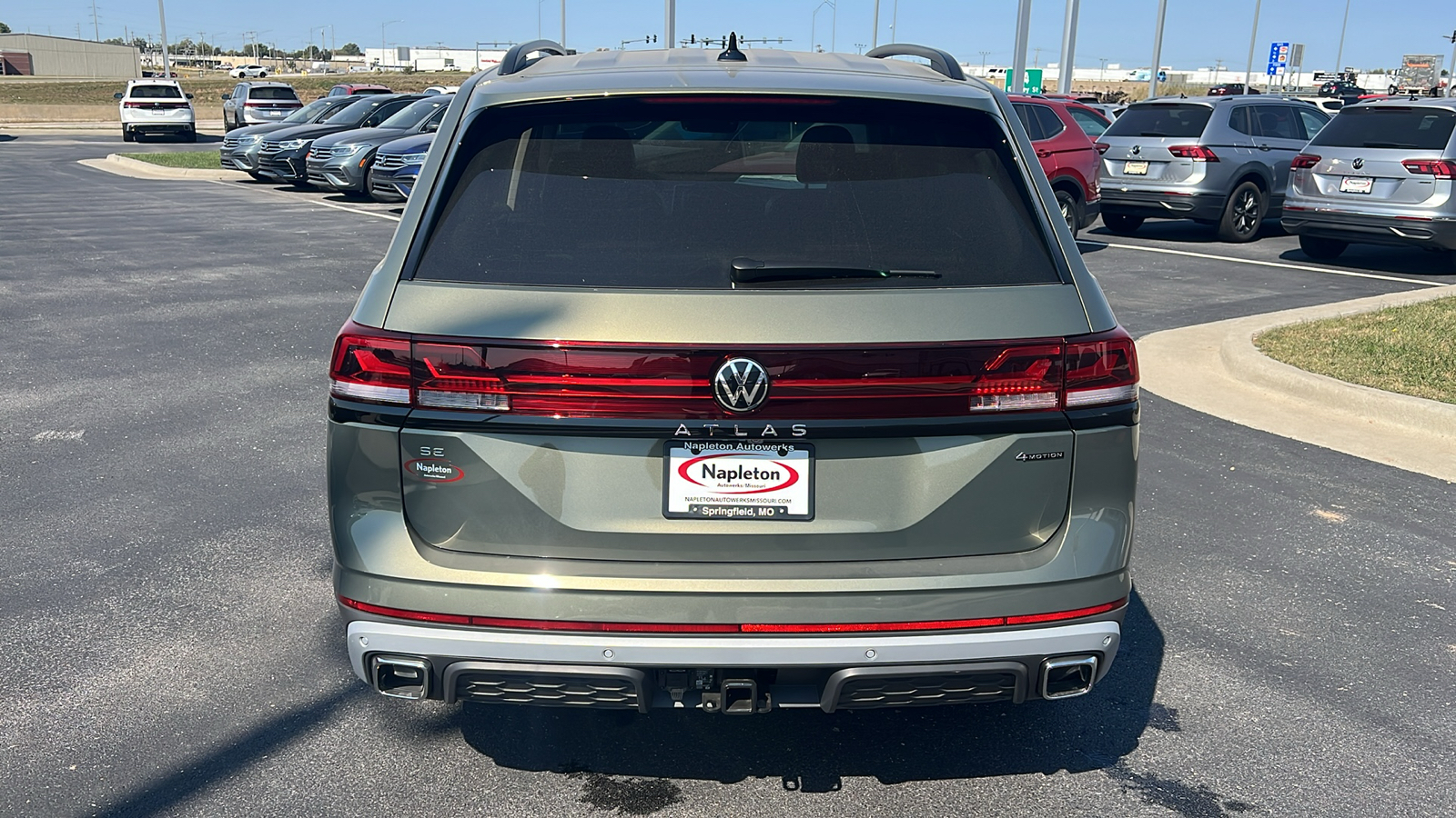 2024 Volkswagen Atlas 2.0T Peak Edition SE w/Technology 5