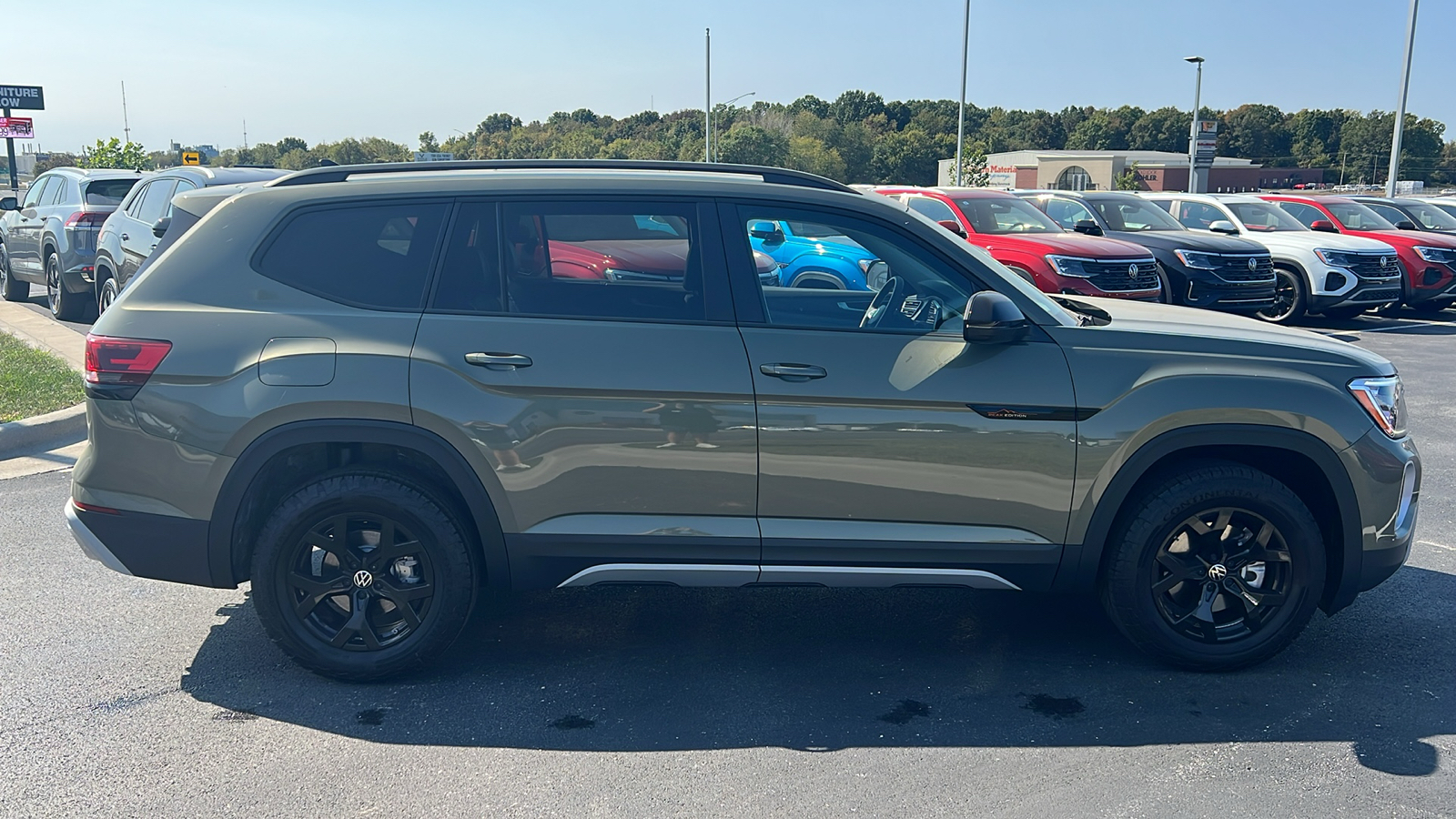 2024 Volkswagen Atlas 2.0T Peak Edition SE w/Technology 10