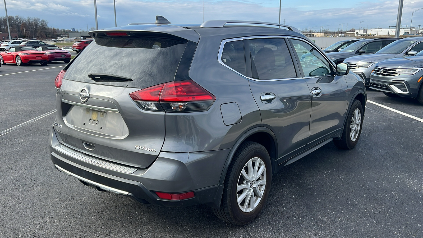 2017 Nissan Rogue SV 6