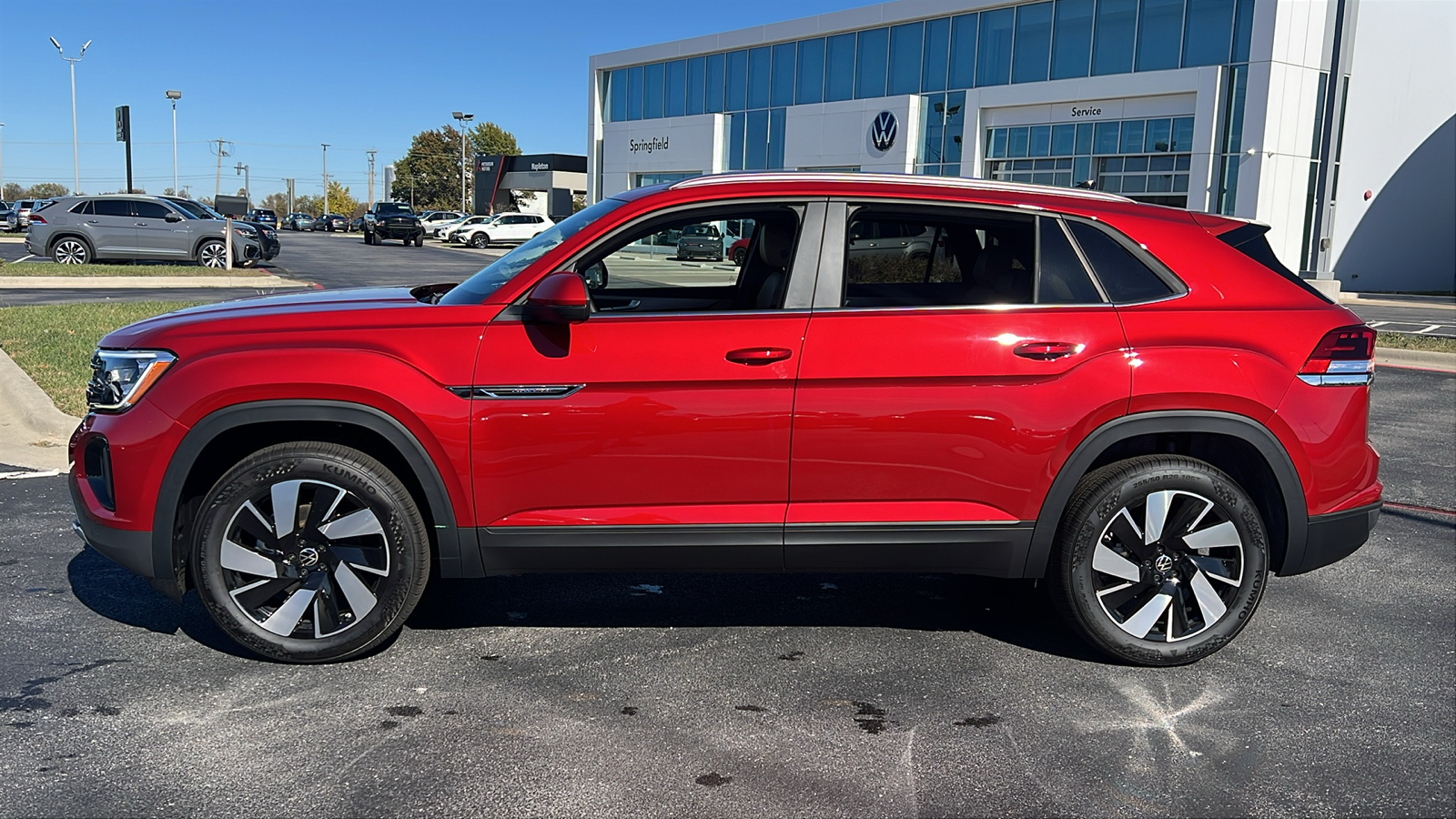 2024 Volkswagen Atlas Cross Sport 2.0T SE w/Technology 2